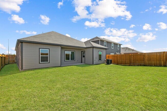 Building Photo - 428 Polly Grv Dr