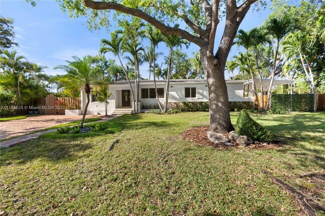 Foto del edificio - 6605 SW 61st St