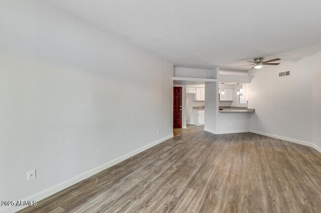 Foto del edificio - 1287 N Alma School Rd