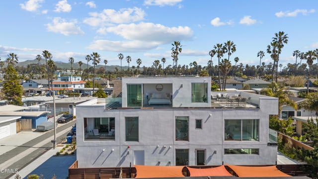 Foto del edificio - 1238 Devon Ln