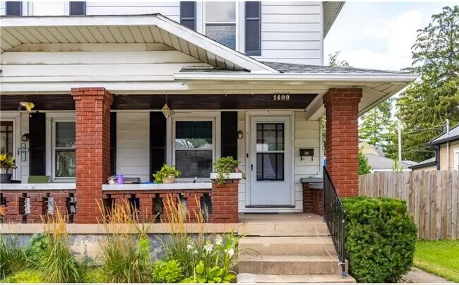 Building Photo - 1409 Carlisle Ave