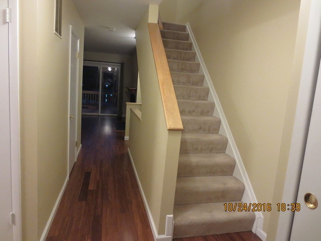Building Photo - 7245 Dockside Ln