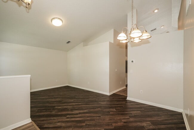 Building Photo - 6410 Buckhead Ct