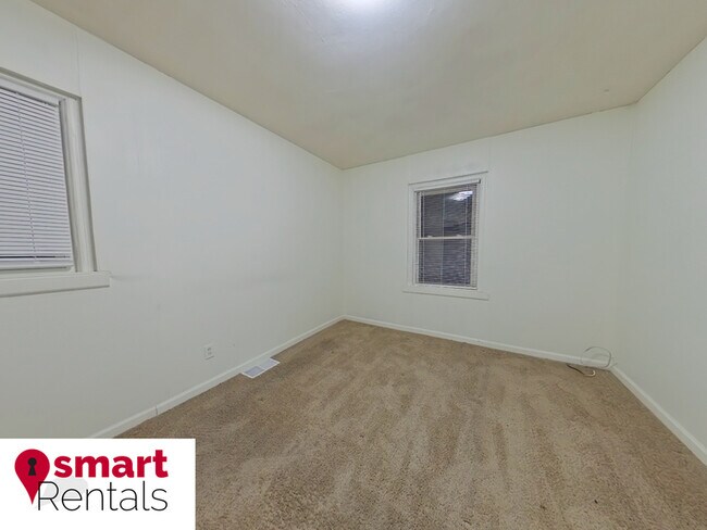 Building Photo - 170 St Cornelius Ln