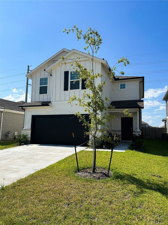 Building Photo - 23926 Escardilla Dr