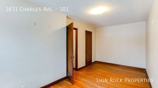 Foto del edificio - 1631 Charles Ave