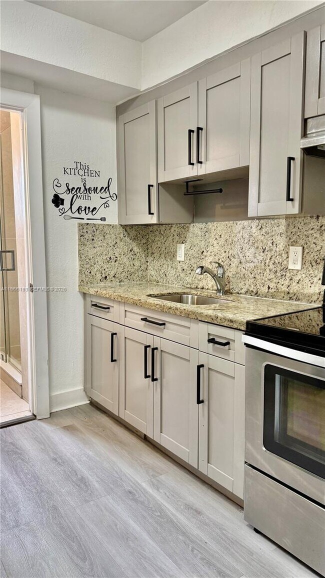 Foto del edificio - 2238 NW 5th St