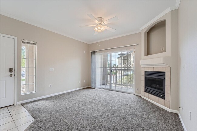 Building Photo - Chic 2 Bedroom Condo: Your Retreat Awaits!