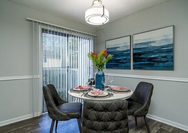 Foto del edificio - Forest Ridge at Terrell Mill