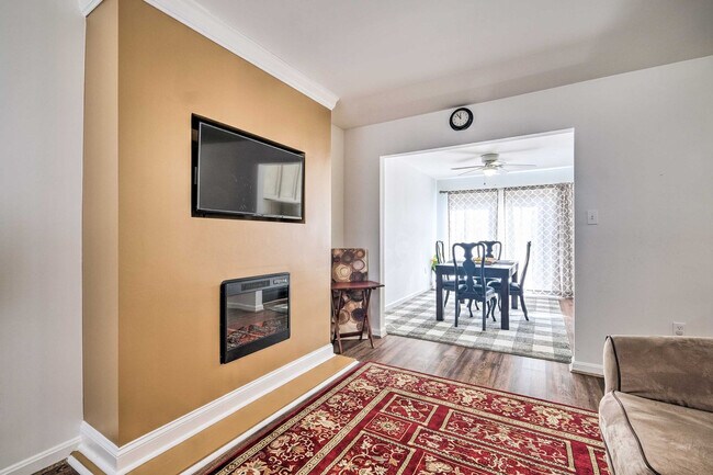 Foto del edificio - 5323 Taylor Rd