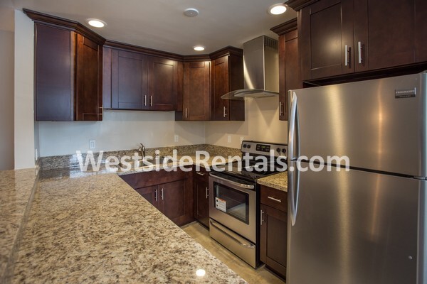 kitchen - 501 N Kings Rd