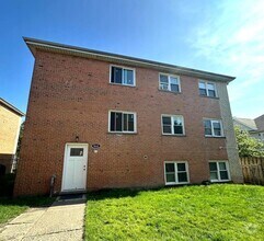 Building Photo - 9662 Golf Terrace