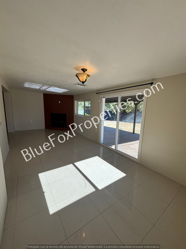 Foto del edificio - Charming 3 Bedroom and 2 Bath Home