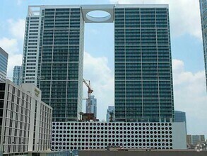 Building Photo - 500 Brickell Ave