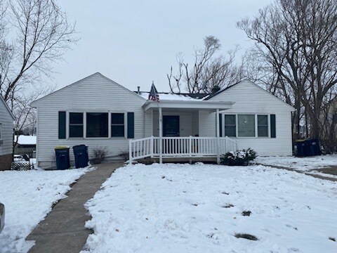 Primary Photo - 104 2nd Ave