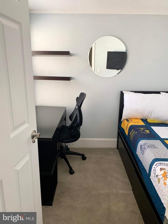 Foto del edificio - 812 N Judson St