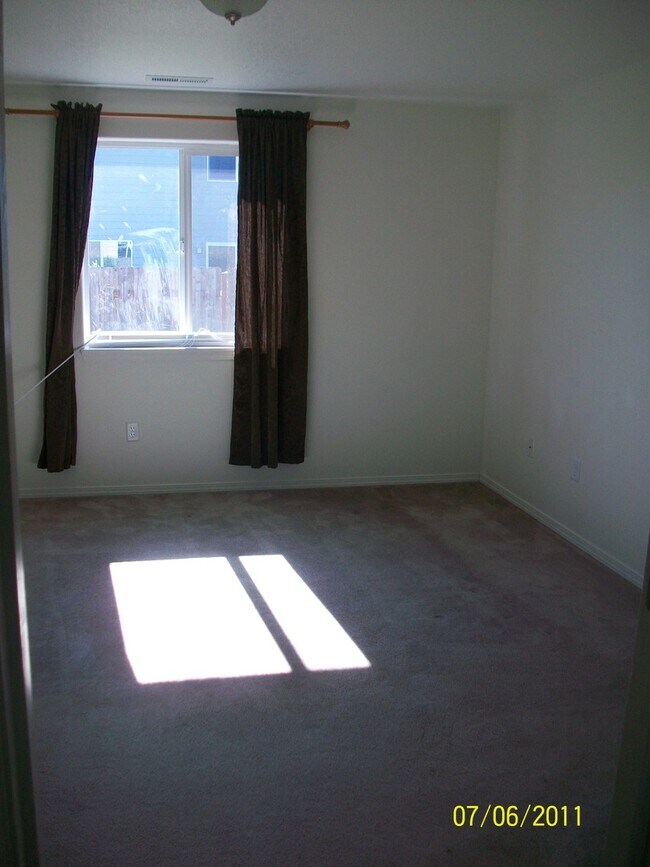 Foto del edificio - 3557 NE Hembree St