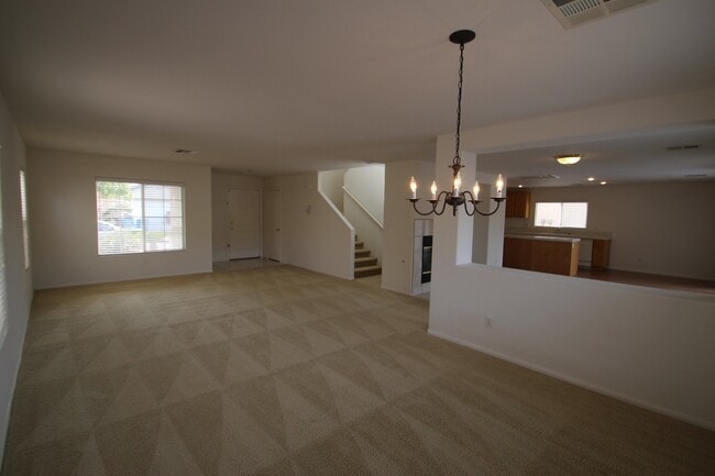 Building Photo - Spacious 3-Bedroom Home in Northwest Las V...