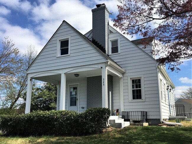 Building Photo - 325 Hill Rd