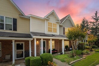 Building Photo - 6314 Inkberry Dr