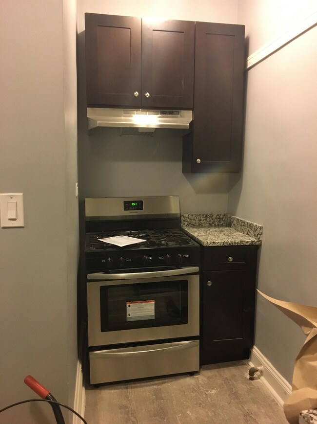 Building Photo - 4819 S King Dr