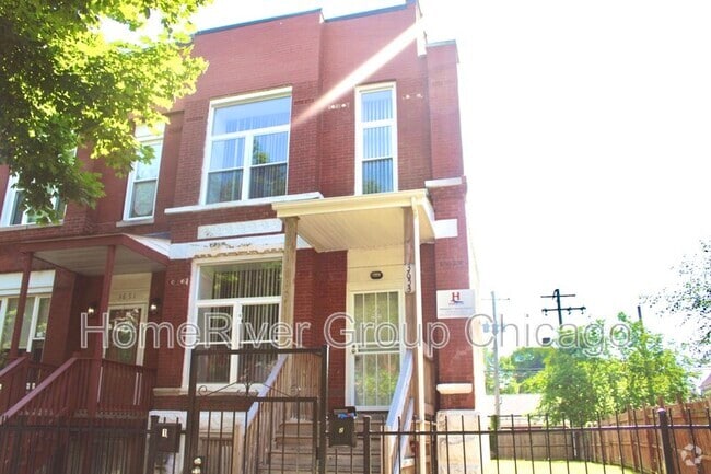 Building Photo - 3653 S Giles Ave