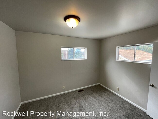 Building Photo - 3 br, 2 bath House - 2898 S Mcclelland St