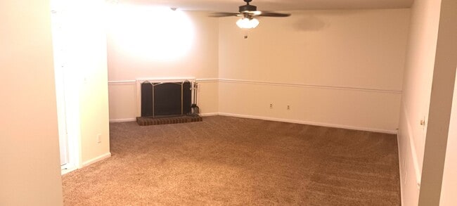 Photo - 302 Patriot Lane #B Apartment
