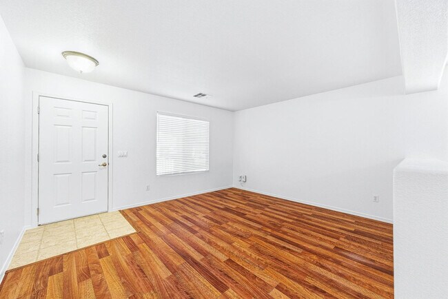 Foto del edificio - 2899 W White Canyon Rd