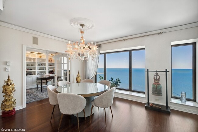 Building Photo - 950 N Michigan Ave