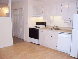 Kitchen - Little Savannah