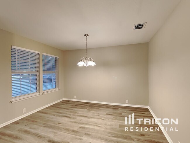 Building Photo - 10810 Palomino Bluff San Antonio TX