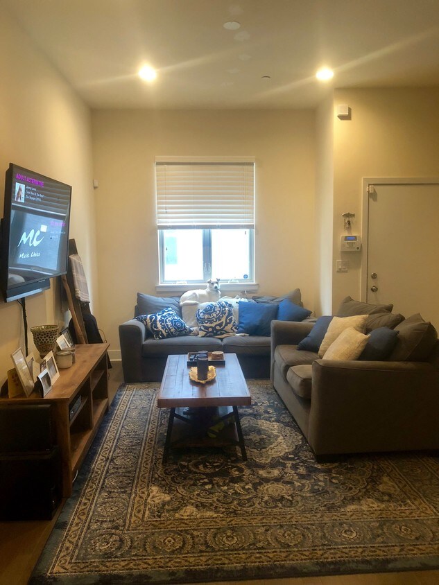 Foto principal - 1775 Frankford Ave
