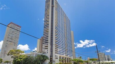 Building Photo - 2499 Kapiolani Blvd