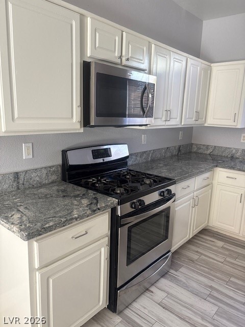 Foto del edificio - 263 S Summer Meadow St