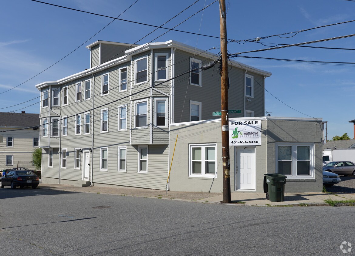 Primary Photo - 40 Russo St
