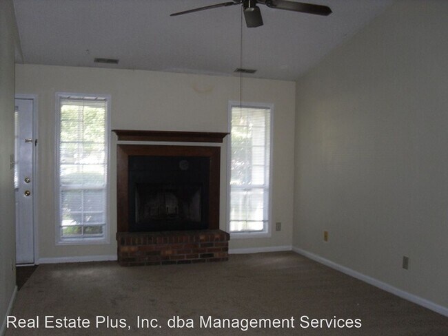 Foto del edificio - 2 br, 2 bath House - 1621 Jamestown Court