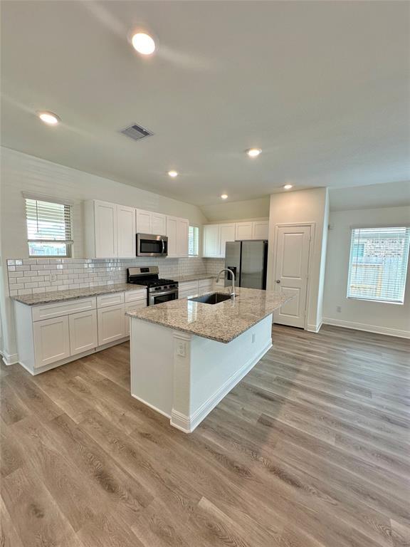 Foto del edificio - 8622 Flamingo Bay Ln