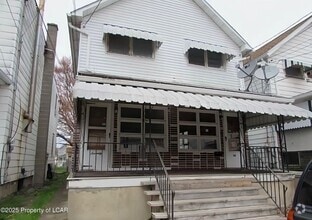 Building Photo - 68 Luzerne St