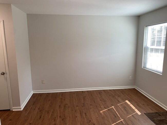 Building Photo - 4205 Delbert Ave