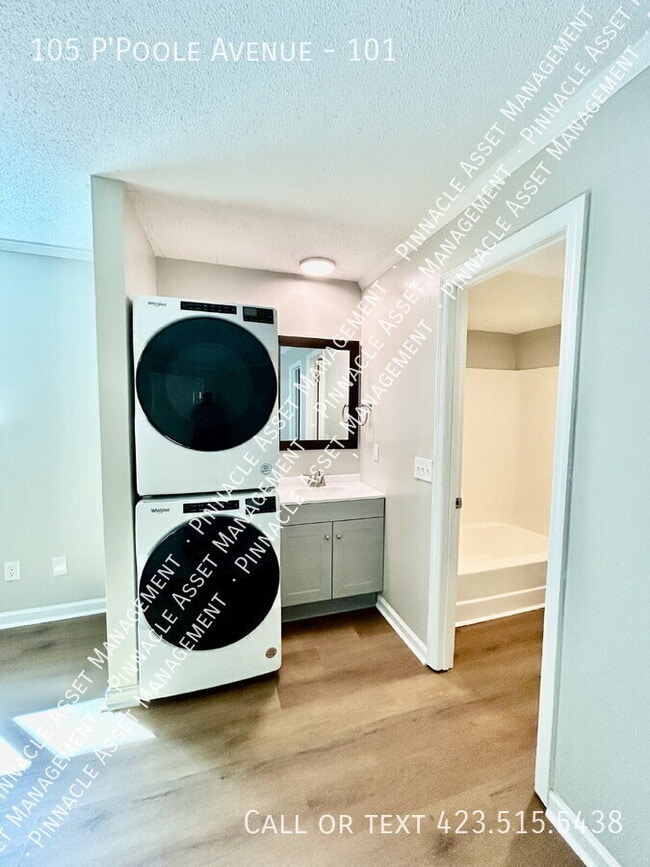 Foto del edificio - 105 P'Poole Ave