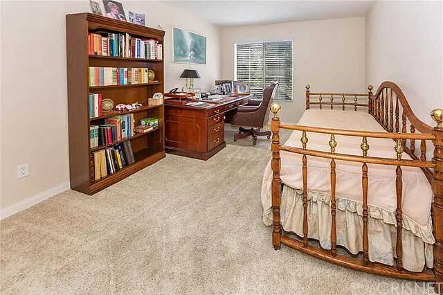 Foto del edificio - 21520 Burbank Blvd