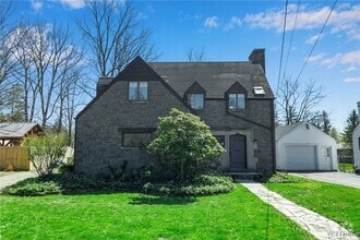 Building Photo - 305 Girard Ave