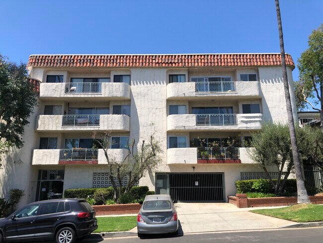 Foto del edificio - 11965 Gorham Ave