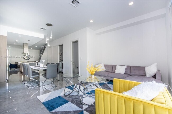 Foto del edificio - 3461 SW 25th St