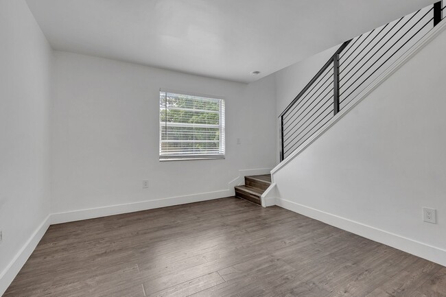 Fully Renovated Two Story Loft in Coral Ga... - Fully Renovated Two Story Loft in Coral Ga...