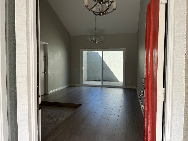 Building Photo - 40 Shearwater