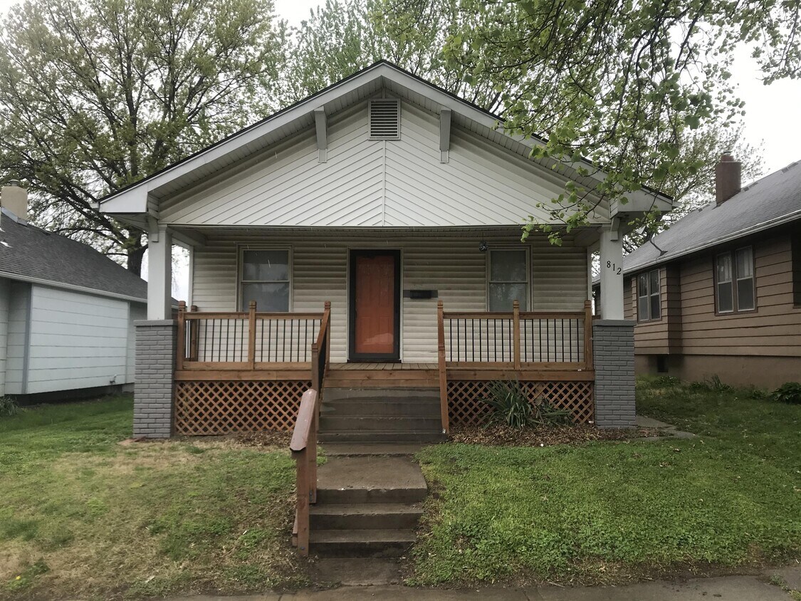 812 N Osage St, Independence, MO 64050 House for Rent in Independence