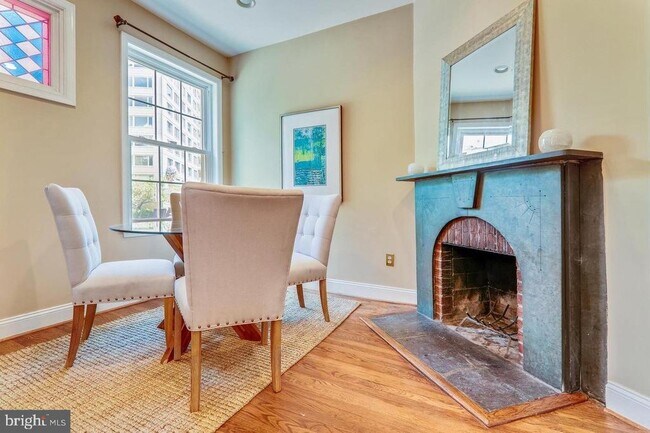 Foto del edificio - 806 New Hampshire Ave NW