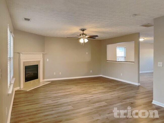 Building Photo - 5251 Miranda Way